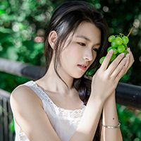 依婷