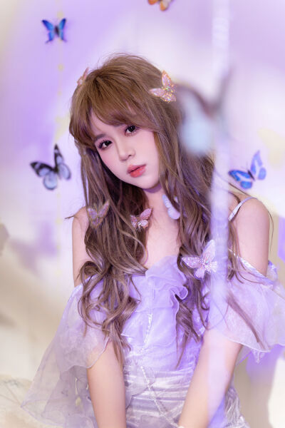 紫色蝴蝶